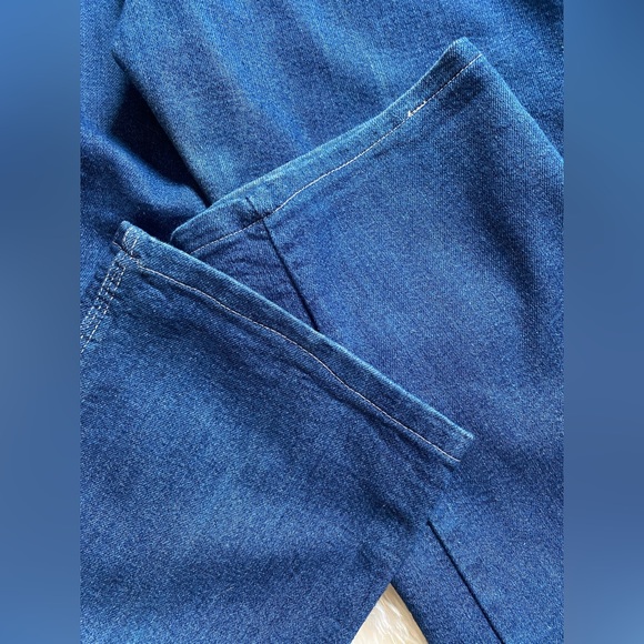 Vintage Wrangler Ultra High Waist Wide Leg Jeans | Soft & Comfortable~ Size 12 - Picture 13 of 13